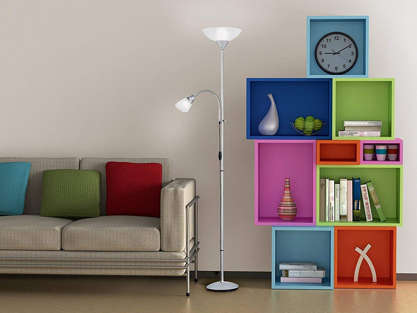 Moderne Standlampen mit rundem Schirm in weiß Deckenfluter fürs Wohnzimmerlampen