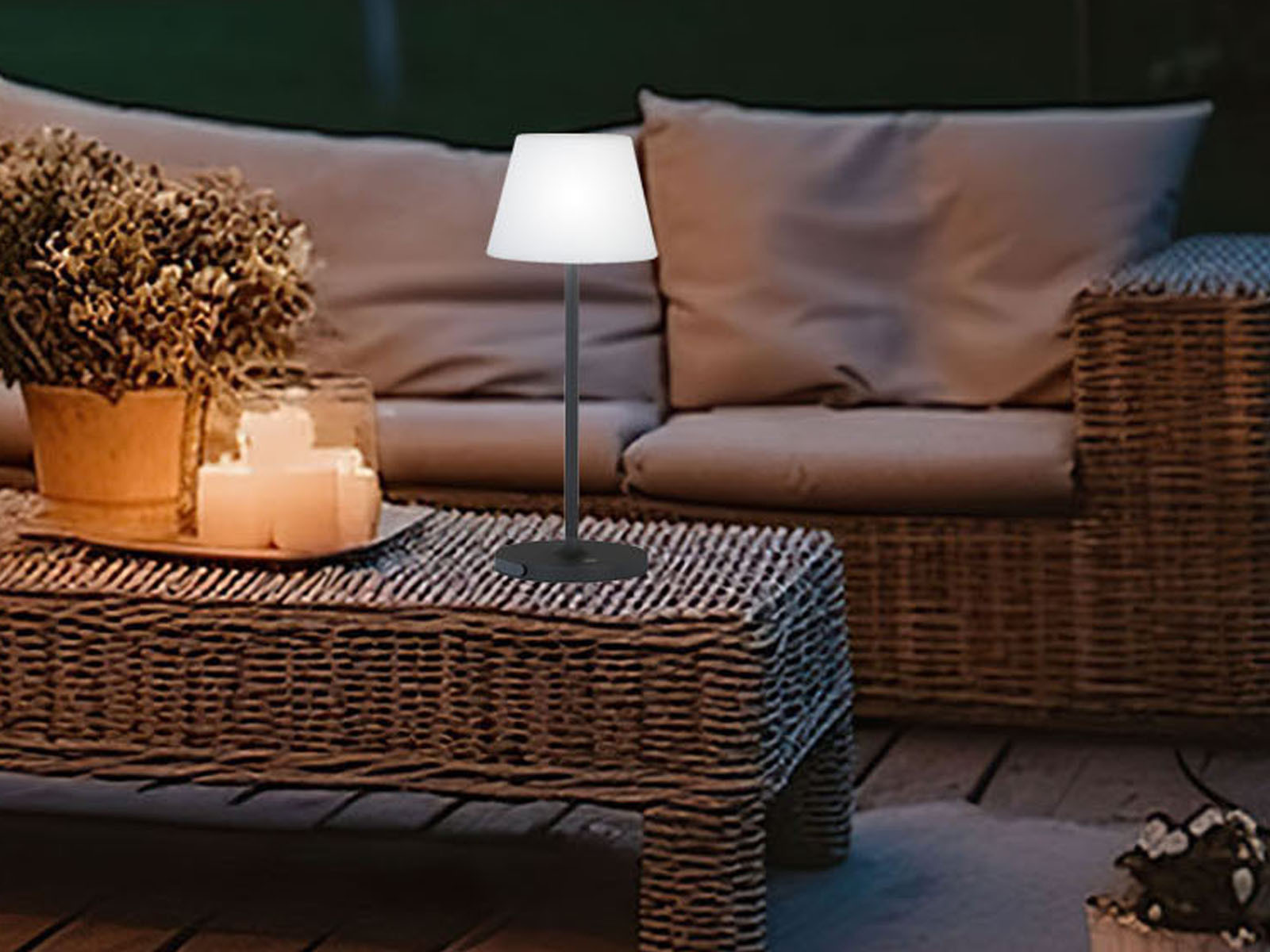 Dimmbare Outdoor Akku Tischlampe FLUS ohne Stromkabel - Höhe 38cm